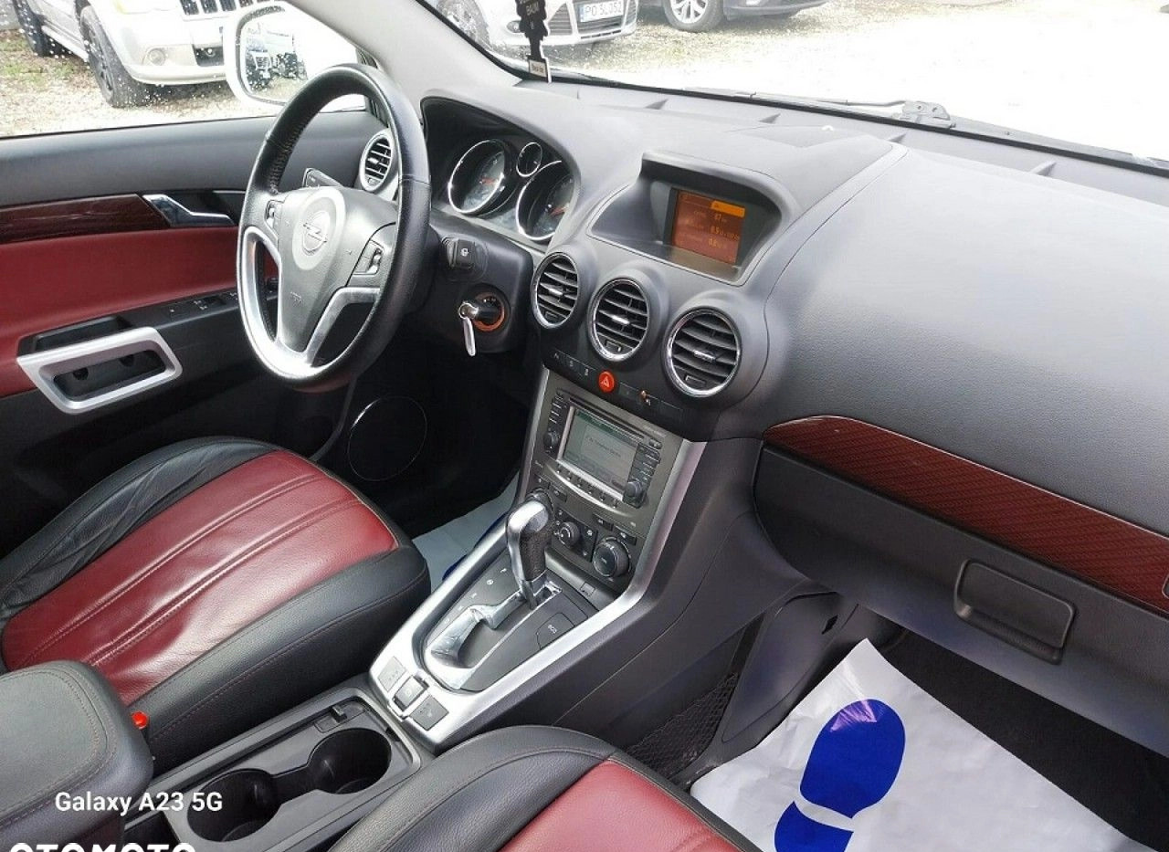 Opel Antara cena 44000 przebieg: 150000, rok produkcji 2014 z Dobrzany małe 121